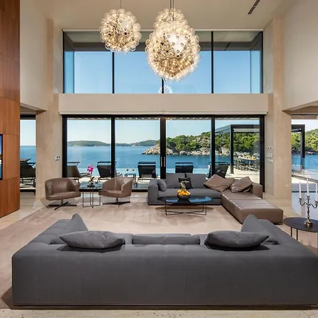 Amelie - Private Seaside Haven *